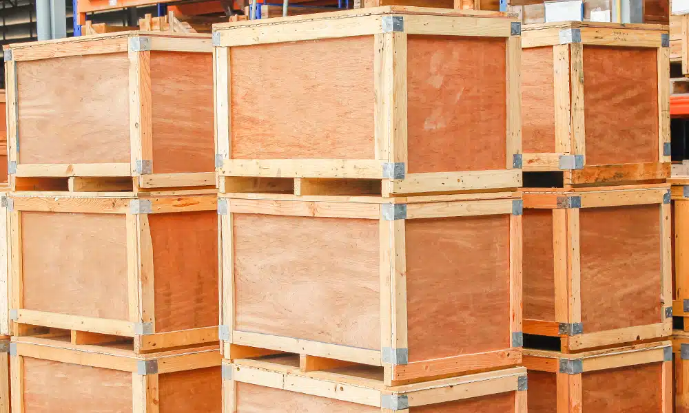 Crates made with wood and plywood in a warehouse